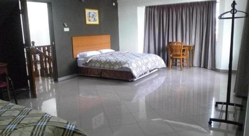 G Six Hotel Sitiawan Exteriör bild